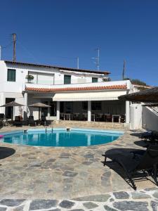 villa emilia with private swimming pool