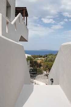 villa emilia with private swimming pool