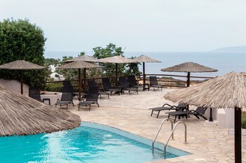 villa emilia with private swimming pool