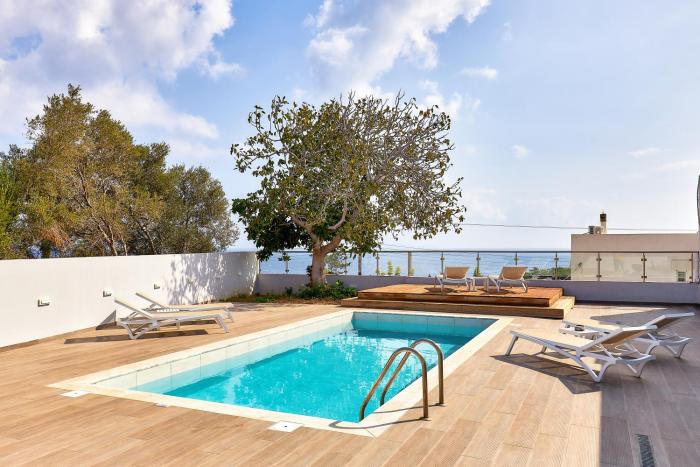 villa emilia with private swimming pool