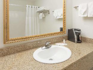 days inn by wyndham biloxi beach