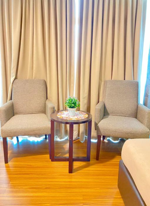 ain studio apartment
