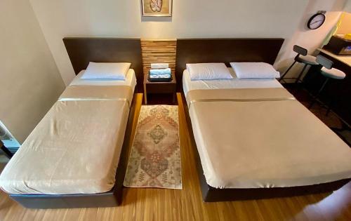 ain studio apartment