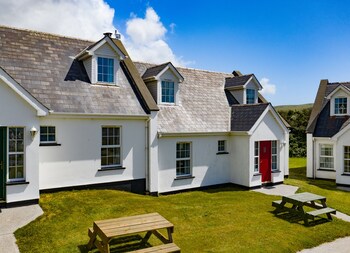 dingle harbour cottages 3 bed sleeps 6