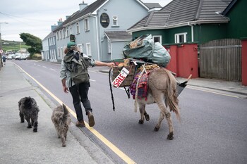 dingle harbour cottages 3 bed sleeps 6