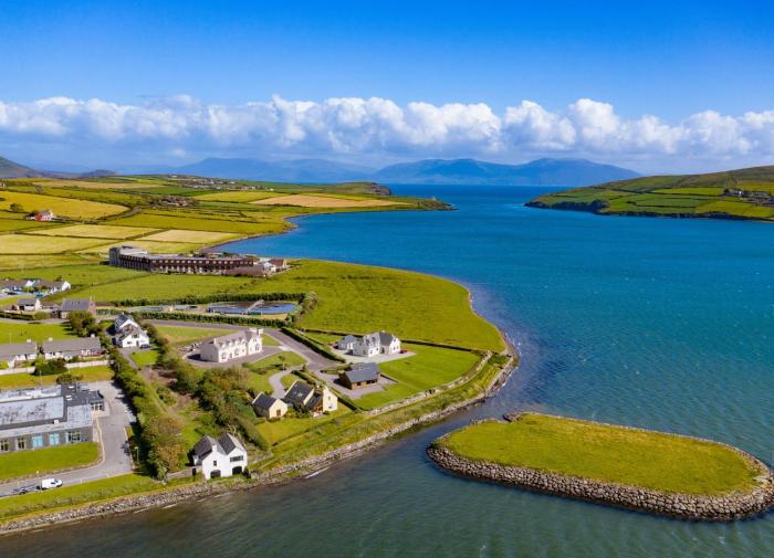 dingle harbour cottages 3 bed sleeps 6