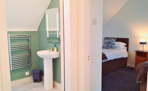 dingle harbour cottages 3 bed sleeps 6