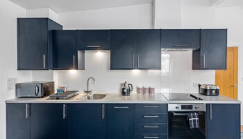 city centre spacious apartment
