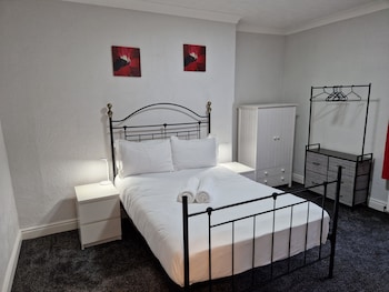 birtleys diamond 2 bed apt sleeps 6 guests