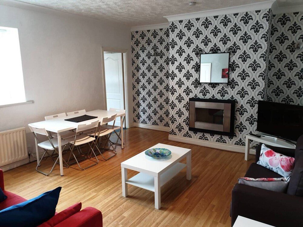 birtleys diamond 2 bed apt sleeps 6 guests