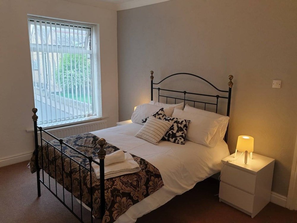 birtleys diamond 2 bed apt sleeps 6 guests