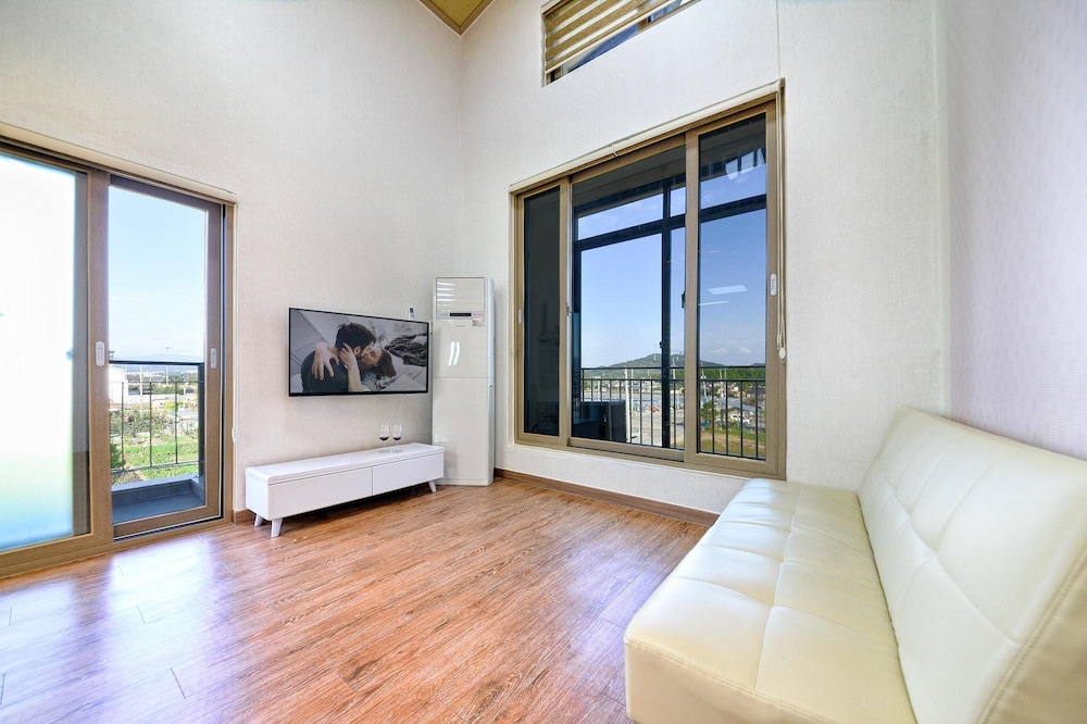 suncheonbay garden pension