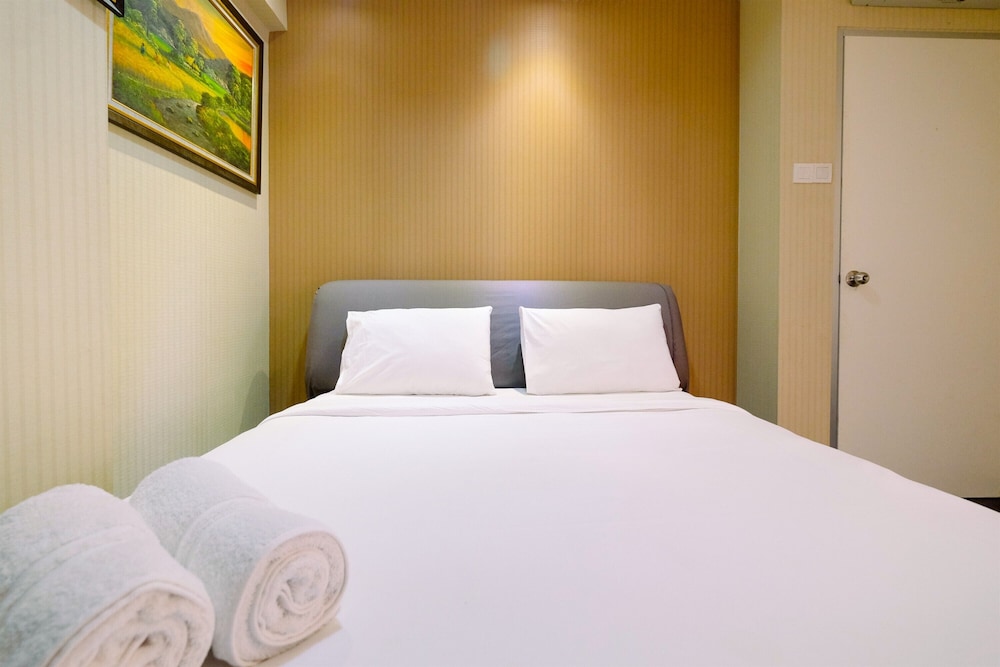 homey 2br at green bay pluit apartment near mall