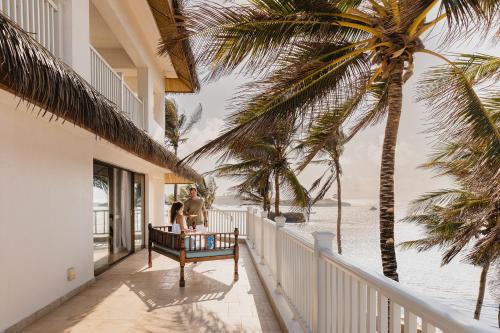 hemingways watamu