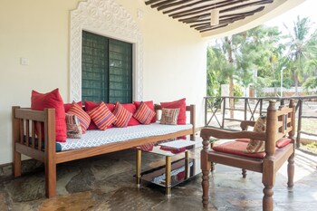 villa black pearl