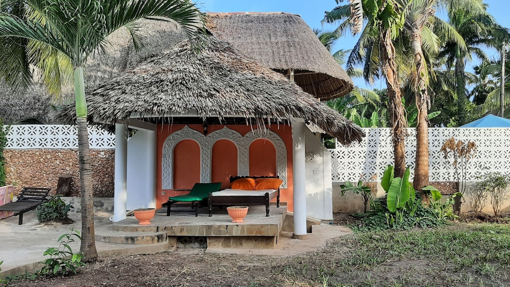villa black pearl
