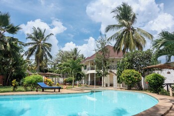 villa black pearl