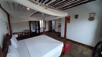 villa black pearl