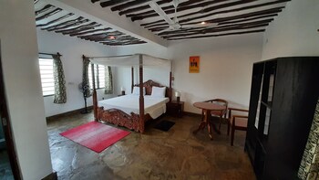 villa black pearl