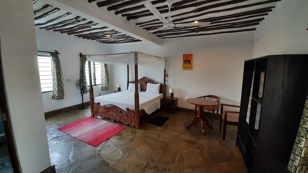 villa black pearl
