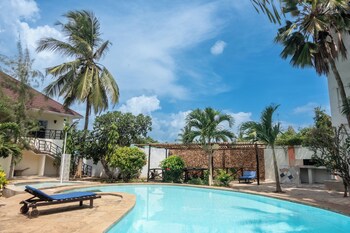 villa black pearl