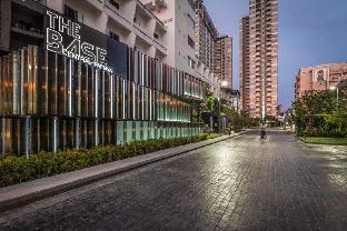 the base pattaya by feng