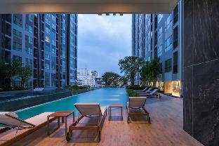 the base pattaya by feng