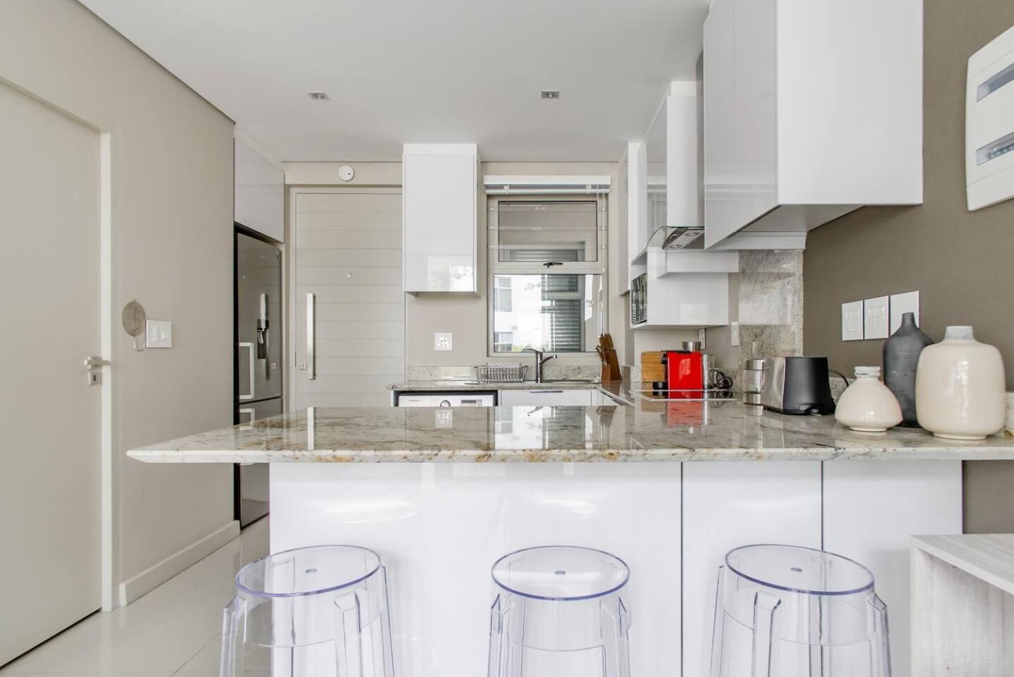 lux andringa walk apartments