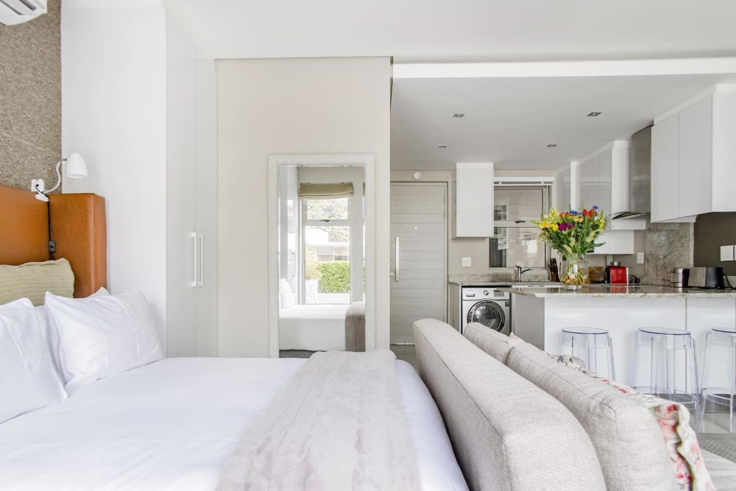 lux andringa walk apartments