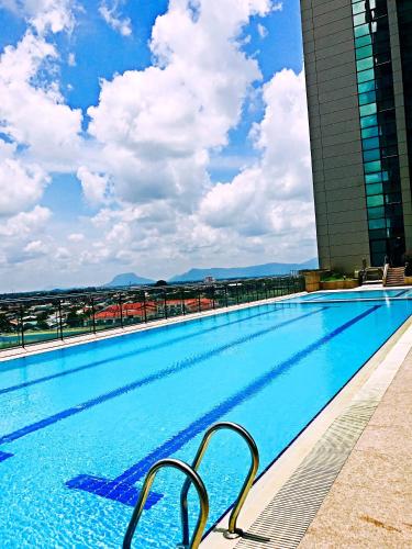 imperial grand suite apartment kuching