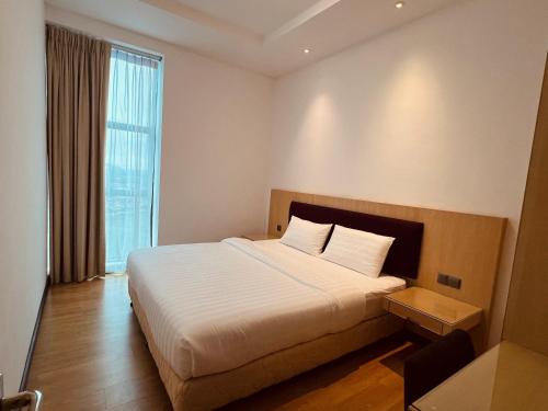 imperial grand suite apartment kuching