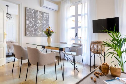 genteel home reyes catolicos