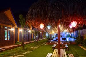 phong nha hillside view bungalow