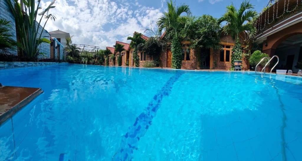 phong nha hillside view bungalow