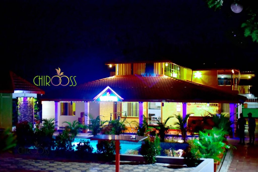 chirooss resort