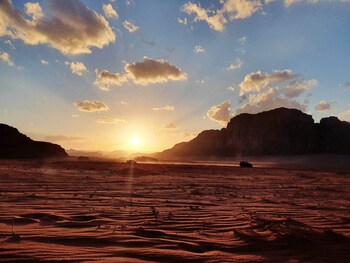 Wadi Rum Wanderlust Camp,Jordan>>Wadi Rum,3 star