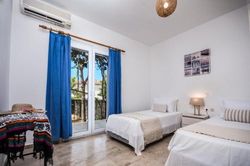 Irene Apartments,Corfu>>Agios Gordios,3 star