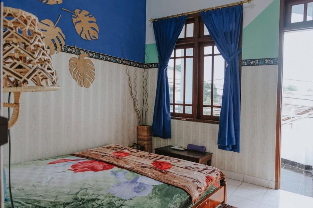 glory homestay