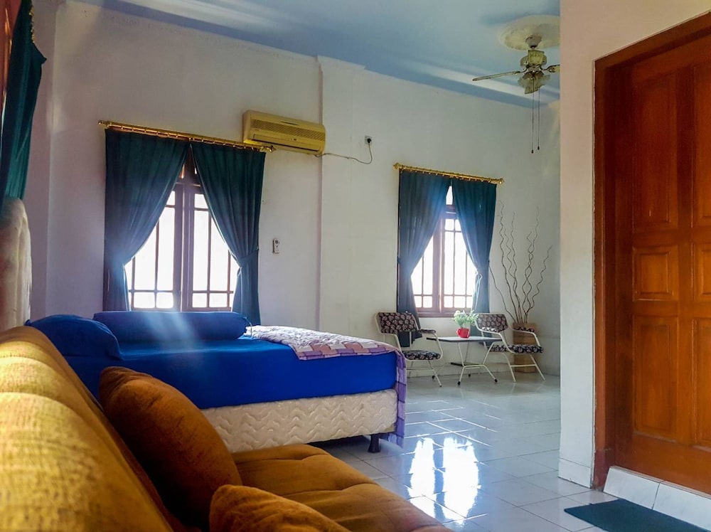glory homestay
