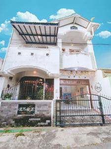 glory homestay
