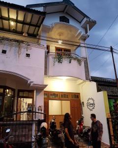 glory homestay