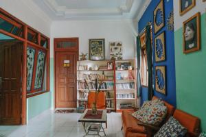 glory homestay