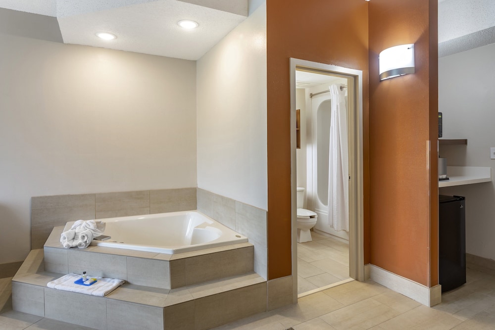 holiday inn express branson green mountain drive by ihg