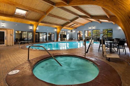 holiday inn express branson green mountain drive by ihg