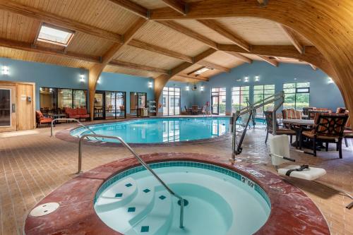 holiday inn express branson green mountain drive by ihg