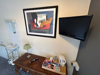 the lyndhurst guest house