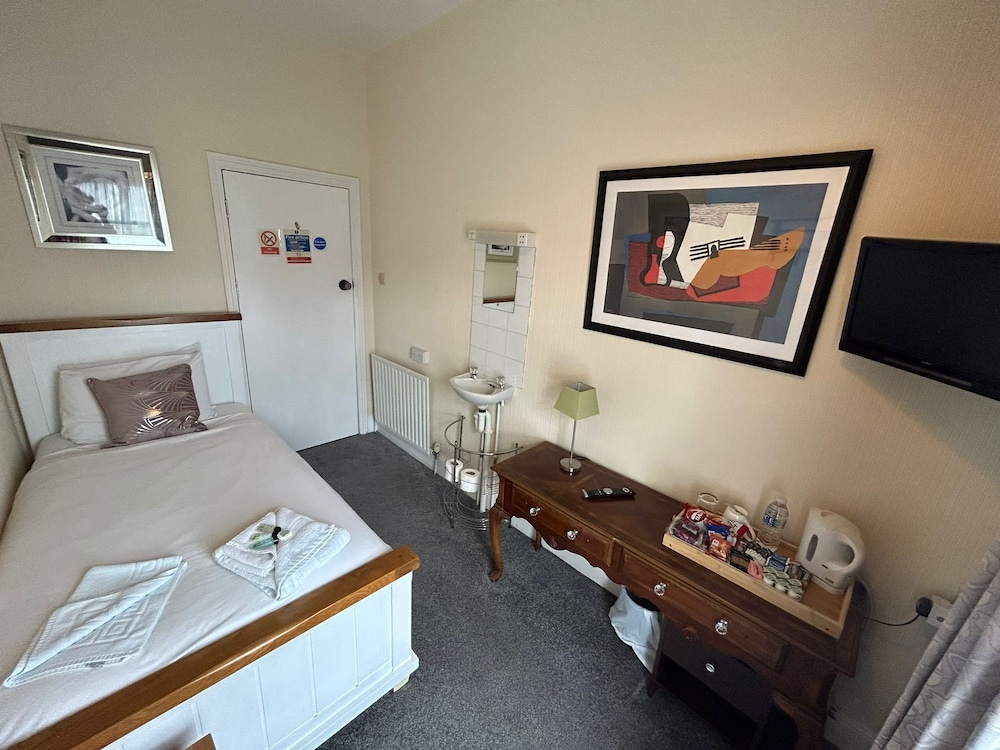 the lyndhurst guest house