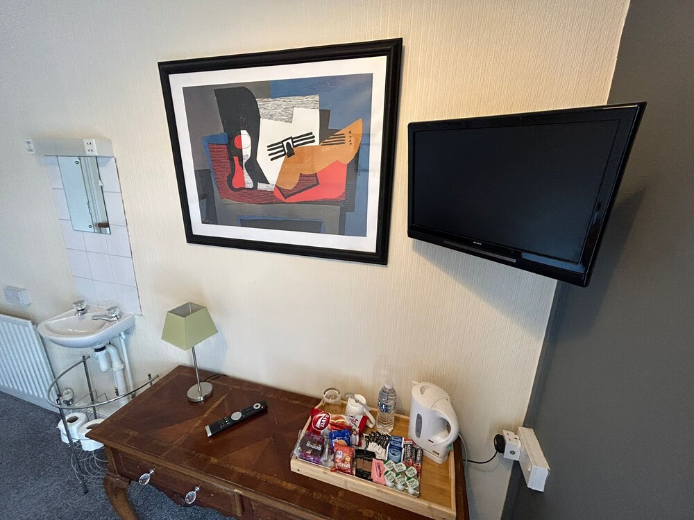 the lyndhurst guest house