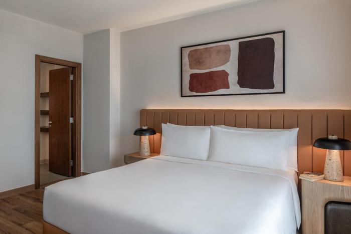 staybridge suites abu dhabi yas island by ihg