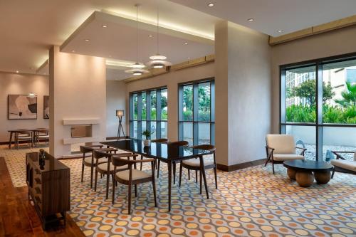 staybridge suites abu dhabi yas island by ihg